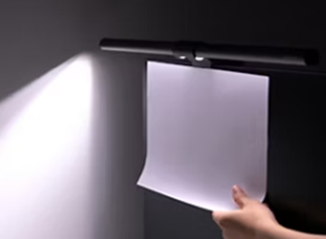 BenQ ScreenBar Halo asymmetric optical design glare free lighting